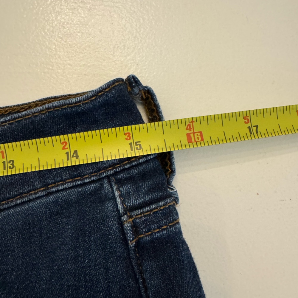 Free People Dark Blue Distressed High Waisted Skinny Jeans size 32 - Picture 5 of 8